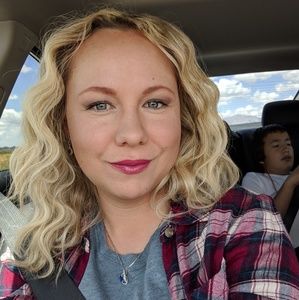 Meet your Posher, Shanti